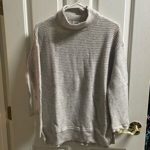 Off white/beige sweater